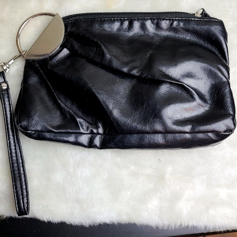 LULU NYC black wristlet ruched evening bag removeable strap